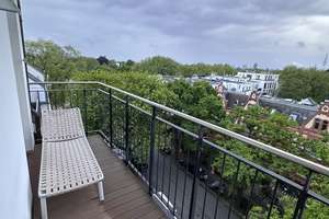 Unmittelbare Alsternähe: 4,5-Zimmer-Wohnung mit 3 Balkonen und fantastischem Ausblick in Winterhude – Die vollständige Adresse der Immobilie erhältst du vom Anbieter., 22301 Winterhude, Hamburg – Vorschaubild 8