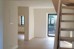 Wunderschöne, helle Maisonette-Wohnung mit Balkon mitten im Briller Viertel