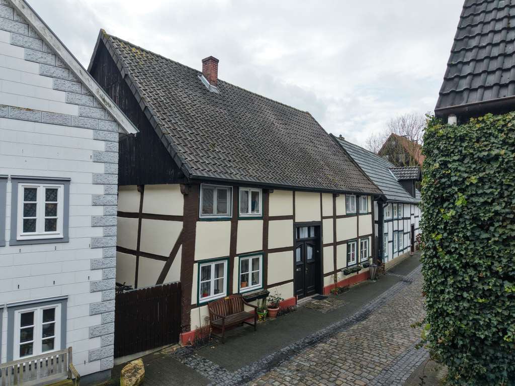 Immobilie in Rheda-Wiedenbrück - Historisches Fachwerk trifft moderne Haustechnik - Ihr Stück Geschichte? - Bild 0