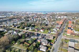 Kleines Haus, großes Potenzial – Gestalten Sie Ihr neues Zuhause selbst – Die vollständige Adresse der Immobilie erhältst du vom Anbieter., 27472 Cuxhaven – Vorschaubild 12