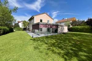 Familienglück neu definiert:  kernsanierter Wohntraum mit Gartenidylle – Richthofstraße 9, 86929 Penzing – Vorschaubild 1