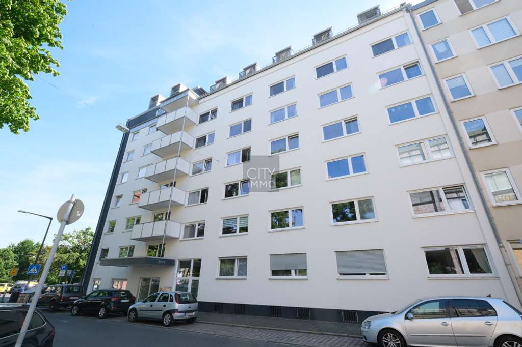 Direkt am Keßlerplatz - Wohnung mit Balkon, Aufzug, EBK und Fernwärme – Kapitalanlage mit Zukunft