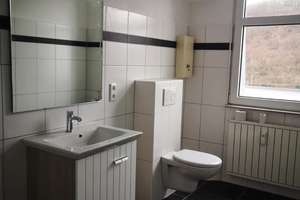 Lichtdurchflutete 4-Zimmer-Dachgeschoss Wohnung zur Miete in bester Lage in Wuppertal – Nützenberger Straße 167, 52115 Elberfeld West, Wuppertal – Vorschaubild 10