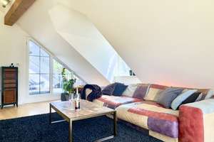 DAS GESAMTE DACHGESCHOSS  – Ruhige Lage im Märchenviertel mit Dachterrasse & zwei Balkonen – Die vollständige Adresse der Immobilie erhältst du vom Anbieter., 81739 Waldperlach, München – Vorschaubild 8