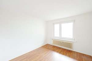 Lichtdurchflutete 2-Zimmer-Wohnung mit perfekter Ausrichtung und großem Potenzial nahe Jungfernheide – Heilmannring 44a, 13627 Charlottenburg-Nord, Berlin – Vorschaubild 4