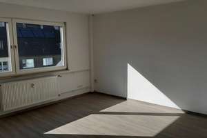 Gepflegte 2-Zimmer-Wohnung mit schönem Balkon – Schleiermacherstraße 11, 47139 Beeck, Duisburg – Vorschaubild 3