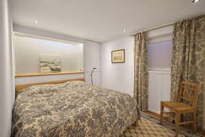 TRAUMHAFT GESTALTETES LANDHAUS - Ihr privater Luxus Retreat mit Seeblick! 450 qm Wohn/Nutz! – Die vollständige Adresse der Immobilie erhältst du vom Anbieter., 82327 Tutzing – Vorschaubild 39