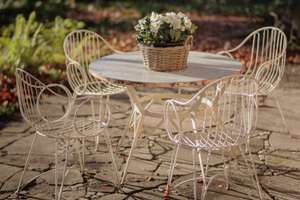 Behutsam restaurierte  Villa in bester Dahlem Lage