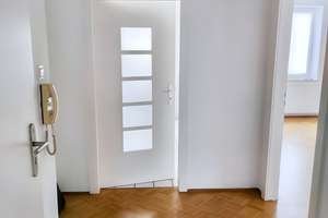 Exklusive 2-Zimmer-Hochparterre-Wohnung ca. 100m Luftlinie entfernt vom Maschsee … – Die vollständige Adresse der Immobilie erhältst du vom Anbieter., 30169 Südstadt, Hannover – Vorschaubild 2