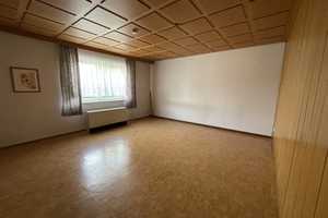 Geräumiges Zweifamilienhaus mit Südbalkon, Garage und schönem Garten! – Tirschenreuth (Kreis) – Vorschaubild 6