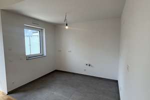 Neubau-Erstbezug! 3-Zimmer-Wohnung mit Süd-Balkon, Loggia und Mieterstrom PV – Akazienweg 1, 51381 Bergisch Neukirchen, Leverkusen – Vorschaubild 2