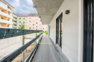 Erstbezug  Sept.: Attraktive 2-Zimmer-Wohnung mit großem Balkon, Tageslicht-Badezimmer und Parkett – Marbachstraße 12b, 81369 Mittersendling, München – Vorschaubild 3