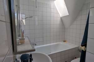 Attraktive 3-Zi.-Dachgeschosswohnung mit großer Dachterrasse in D-Pempelfort, Aufzug – Die vollständige Adresse der Immobilie erhältst du vom Anbieter., 40479 Pempelfort, Düsseldorf – Vorschaubild 9