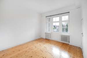 Jugendstiljuwel mit Seeblick in denkmalgeschütztem Gebäude mit ausbaufähigem Dachgeschossrohling – Die vollständige Adresse der Immobilie erhältst du vom Anbieter., 13086 Weißensee, Berlin – Vorschaubild 5