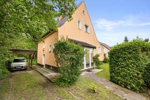 Guter Zustand, sofort beziehbar, 4,5 Zimmer mit großem Garten, ideal für Kleinfamilien – Die vollständige Adresse der Immobilie erhältst du vom Anbieter., 14612 Falkensee – Vorschaubild 2