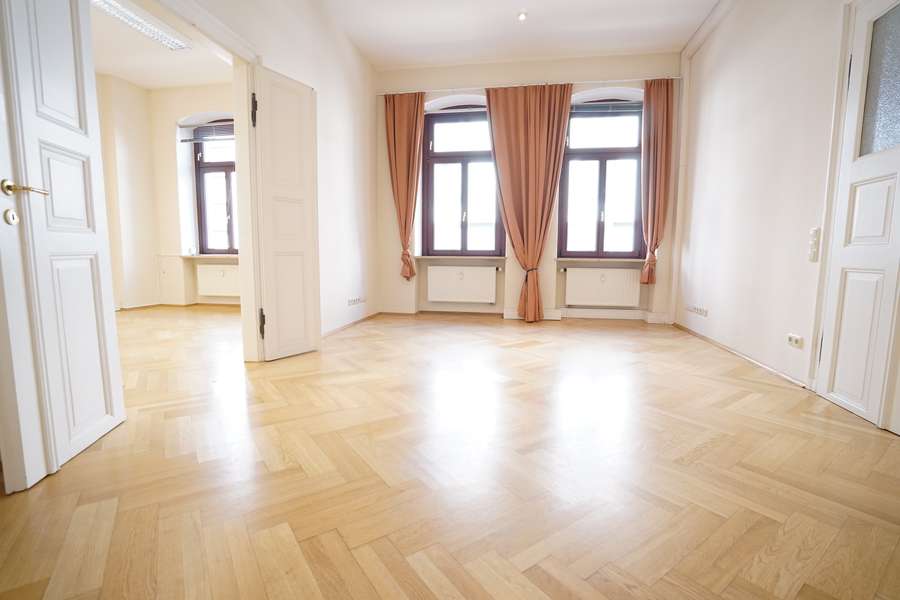 Büro 2