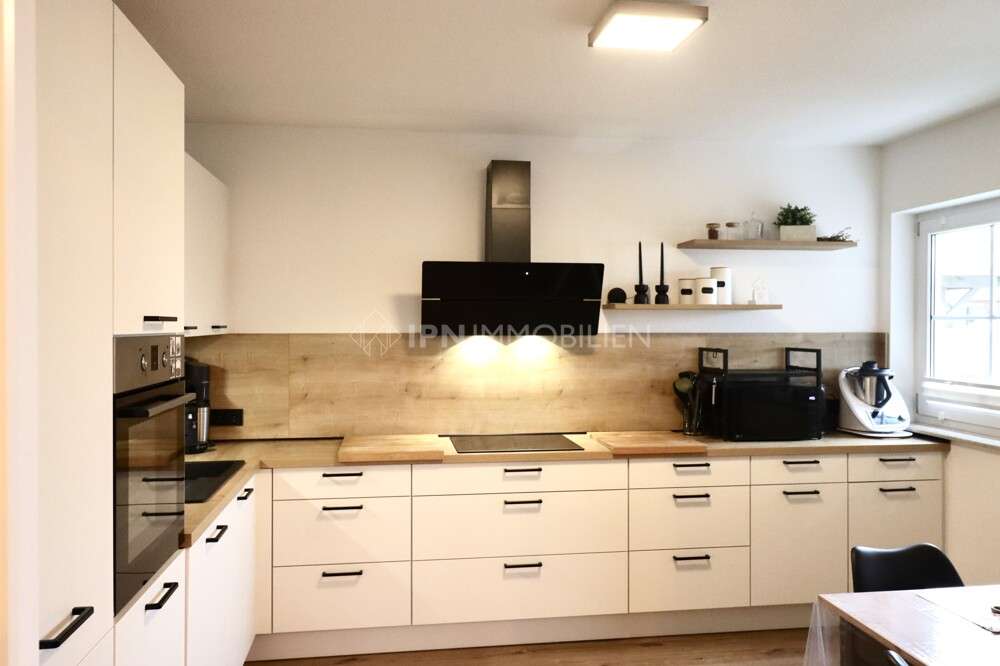 Immobilie in Poppendorf - Moderner, neuwertiger und großzügiger Bungalow mit großem Grundstück in Poppendorf - Bild 0