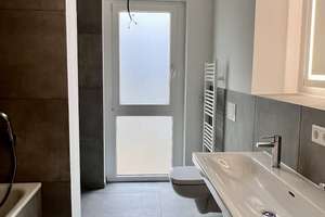 Exklusive, lichtdurchflutete 4-Zimmer-Wohnung mit Balkon in Stuttgart-Möhringen – Jörg-Zink-Platz 13, 70567 Möhringen-Ost, Stuttgart – Vorschaubild 11