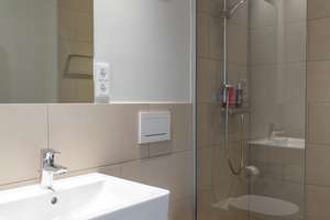 Stylische, möblierte Studentenapartments zw. Innenstadt und Uni - Staytoo Apartments – Rochusstraße 65, 53123 Duisdorf, Bonn – Vorschaubild 4
