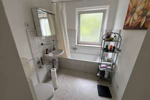 Frei ab 01.09.2026! 3-Zimmer-Wohnung im 3. OG mit Loggia in Eversten! NUR MIT WOHNBERECHTIGUNGSSCHEI – Nobelstr. 20, 26129 Bloherfelde, Oldenburg (Oldenburg) – Vorschaubild 3