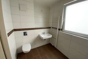 1600/47215/117 H13 " Über den Dächern von Osterath Zwei-Zimmer-Wohnung Meerbusch Osterath plus TG St – Tonstraße 2, 40670 Meerbusch – Vorschaubild 3
