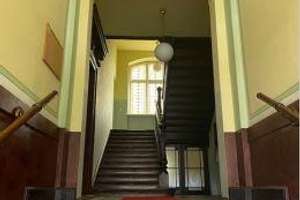 Denkmalgeschützter Altbau - 3-Zimmerwohnung mit Balkon, neuer EBK und Parkett !  – Lampestraße 12, 4107 Zentrum-Süd, Leipzig – Vorschaubild 4