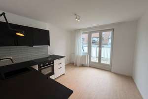 ***ERSTBEZUG NACH RENOVIERUNG - TOLLE 1,5 ZIMMERWOHNUNG MIT EINBAUKÜCHE UND BALKON*** – Humboldtstr. 92, 40237 Düsseltal, Düsseldorf – Vorschaubild 3