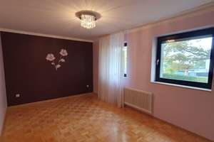 Reiheneckhaus - Krefeld-Fischeln-420000 € Kaufpreis VB - 100 m² Wohnfläche - 4 Zimmer – Die vollständige Adresse der Immobilie erhältst du vom Anbieter., 47807 Fischeln, Krefeld – Vorschaubild 11