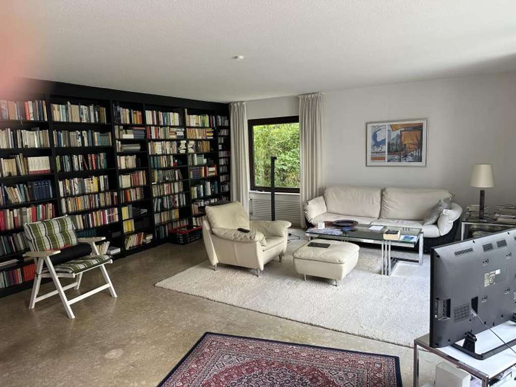 Immobilie in Heidelberg - Heidelberg-Emmertsgrd: Terrassenhaus direkt am Wald, 47m² WZ, ELW mgl., Garage, keine K-Prov., FREI - Bild 3