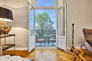 Property thumbnail 12