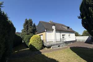 Einfamilienhaus mit 5 Zimmern in Aachen-Eilendorf – Die vollständige Adresse der Immobilie erhältst du vom Anbieter., 52080 Eilendorf, Aachen – Vorschaubild 2