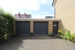 Umfangreich saniertes Haus mit 3 Wohneinheiten – Oldenburg (Oldenburg) – Vorschaubild 7