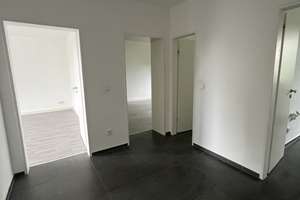 wunderschöne 3-Zimmer - Wohnung mit Balkon !