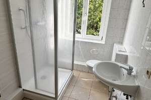 Parkett, Dusche & neu renoviert: 2,5-Zi.-Whg.  an der Rennbahn – Winterbergstraße 143, 1237 Seidnitz/Dobritz, Dresden – Vorschaubild 6