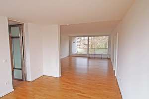 Df.-Golzheim (Nähe Rheinufer/Yachthafen): Hochwertige 4 1/2 -Raum Wohnung mit herrlichem Parkblick – Die vollständige Adresse der Immobilie erhältst du vom Anbieter., 40474 Golzheim, Düsseldorf – Vorschaubild 5