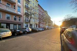 Bezugsfreie Altbauwohnung in Kreuzberger Kiezlage – Die vollständige Adresse der Immobilie erhältst du vom Anbieter., 10961 Kreuzberg, Berlin – Vorschaubild 1