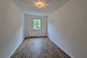 Platzprobleme? Nicht mit uns – 5 Zimmer, Hochparterre, fertig! – Ringstraße 189, 4209 Leipzig – Vorschaubild 5
