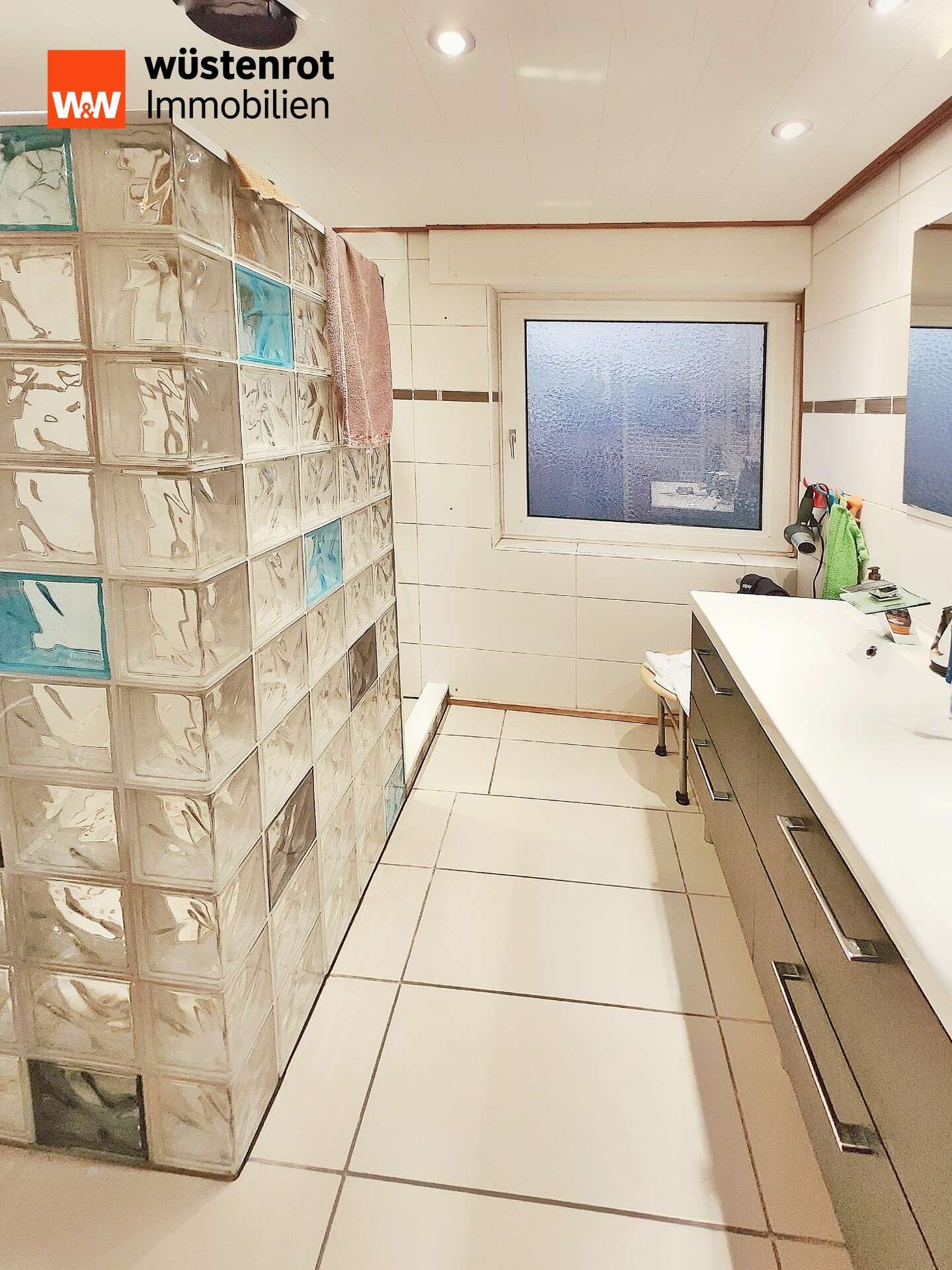 Immobilie in Freigericht - Das Superdupervielplatzwohnhaus! 1-Familienhaus mit ca. 180 m² WFL, Kaufhausnähe & Kopernikusschule! - Bild 0