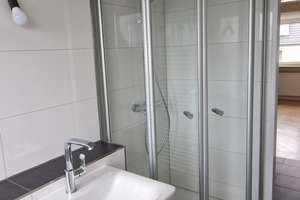 Freundliche, komforftable 2,5-Zimmer-DG-Wohnung mit gehobener Innenaustattung zur Miete – Bussardweg 6, 42115 Elberfeld West, Wuppertal – Vorschaubild 5