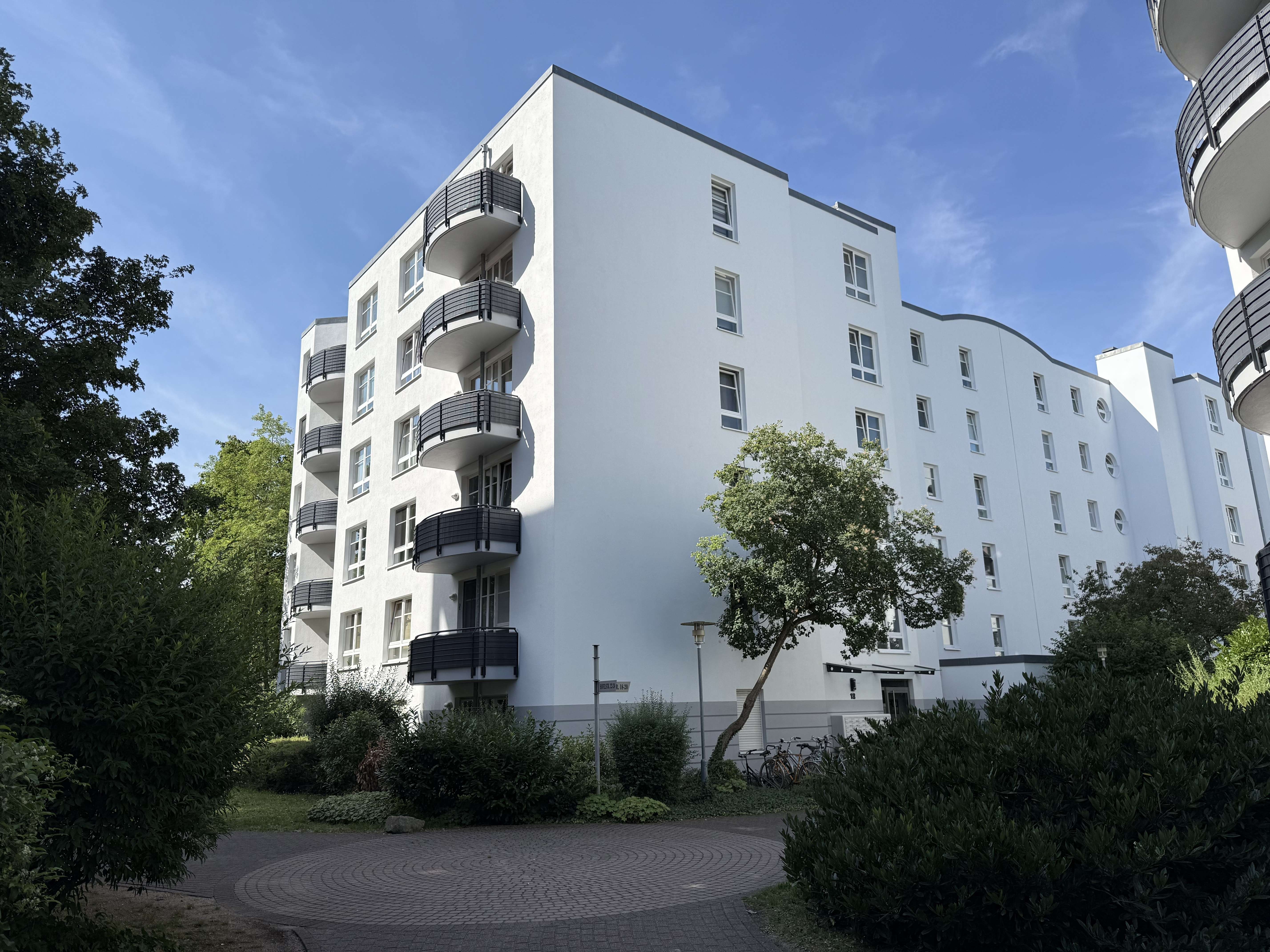 ERBBAURECHT: renovierungsbedürftige 1 Zimmer Wohnung zu verkaufen, Darmstadt – Bild 2