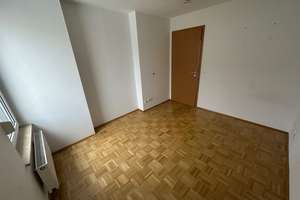 Doppelhaushälfte mit Garten – Die vollständige Adresse der Immobilie erhältst du vom Anbieter., 92637 Lerchenfeld, Weiden in der Oberpfalz – Vorschaubild 7
