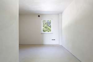 Topmoderne Balkonwohnung mit zwei TG-Stellplätzen + KfW40 QNG – Am-hohen-Weg 8, 86676 Ehekirchen – Vorschaubild 12