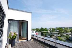 Modern geschnittene 3-Zimmer-Wohnung mit Balkon und Einbauküchen-Option