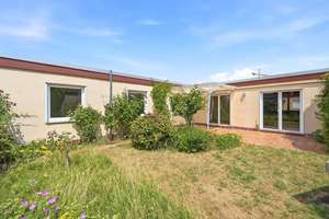 Gut aufgeteilter Bungalow in Köln-Stammheim – Wohnen in unmittelbarer Rheinlage – Die vollständige Adresse der Immobilie erhältst du vom Anbieter., 51061 Stammheim, Köln – Vorschaubild 17