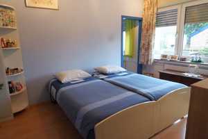 Modernisierte, große Doppelhaushälfte mit ehem. Ladenfläche, Garten und Stellplatz – Keekenerstraße 50, 47533 Kleve (Kreis) – Vorschaubild 3