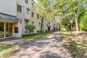 Ruhige 2-Zimmer-Erdgeschosswohnung mit geschützter Ostterrasse in München-Bogenhausen – 81925 Oberföhring, München – Vorschaubild 9