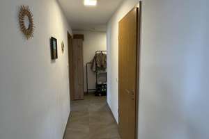Exklusive 2-Zimmer-Wohnung mit EBK und Balkon und Blick auf Dom, Donau und Steinerne Brücke – Dultplatz 1, 93059 Stadtamhof, Regensburg – Vorschaubild 10
