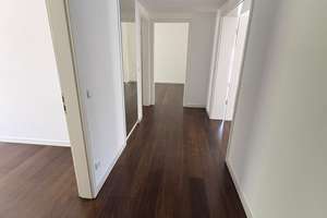 Helle und großzügige 3-Zimmer-Wohnung in zentraler Lage von Großhadern – Die vollständige Adresse der Immobilie erhältst du vom Anbieter., 81377 Großhadern, München – Vorschaubild 10