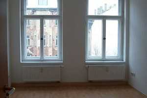 2 Zimmer WG geeignet KARLI ab 01.11 mit Balkon – karl-Liebknecht-Str. 98, 4275 Leipzig – Vorschaubild 1
