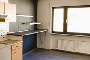 Solides Einfamilienhaus • Südterrasse • Innenhof • 2 Garagen • Alter Ortskern • Lörzweiler – Die vollständige Adresse der Immobilie erhältst du vom Anbieter., 55296 Lörzweiler – Vorschaubild 17